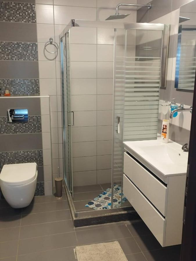 Villa Miron Kamilári Kültér fotó