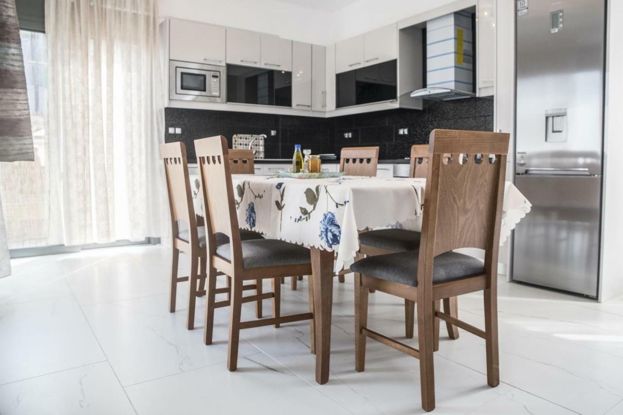 Villa Miron Kamilári Kültér fotó