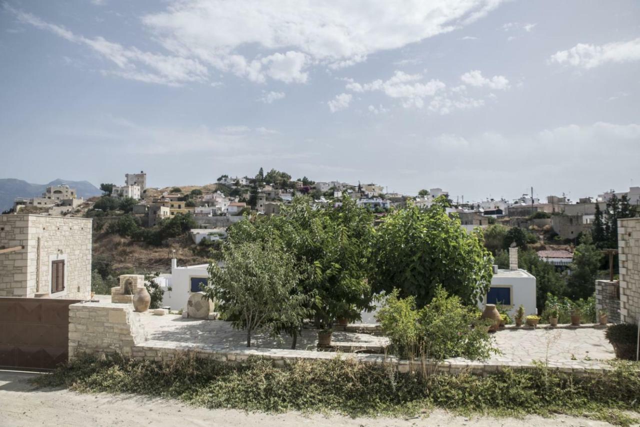 Villa Miron Kamilári Kültér fotó