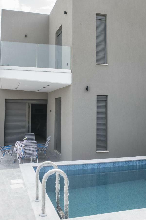 Villa Miron Kamilári Kültér fotó